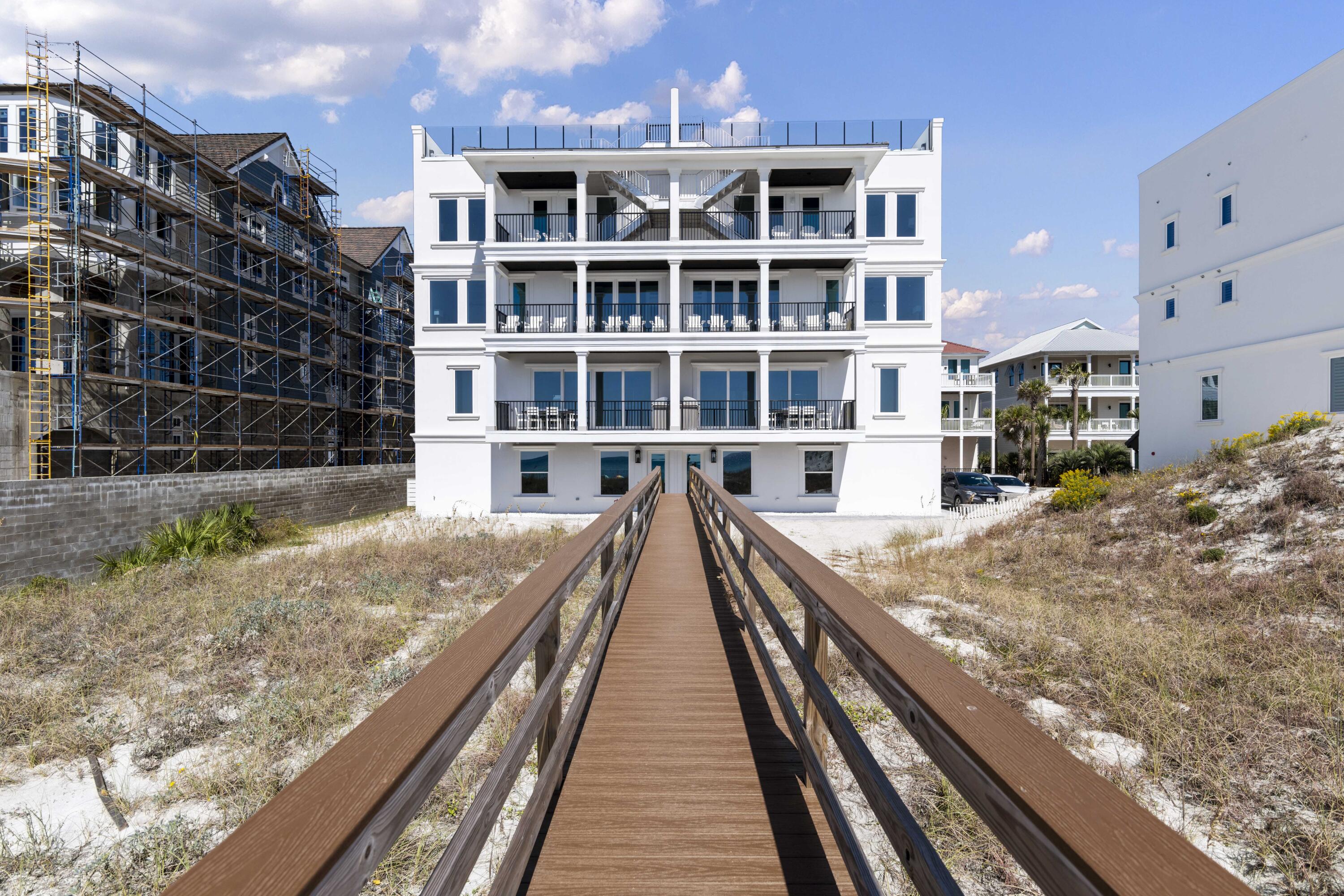 Residential in Santa Rosa Beach 2