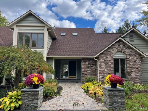 5 Hidden Springs Dr, Pittsford, NY, 14534-2897 | Card Image