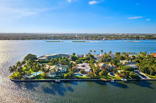 748 Island Dr, Palm Beach, FL, 33480-4743 | Card Image