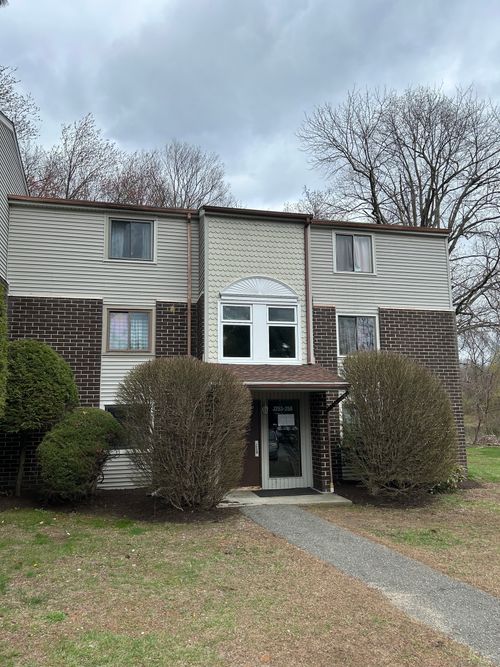 j253-7 Padanaram Rd, Danbury, CT, 06811-5721 | Card Image
