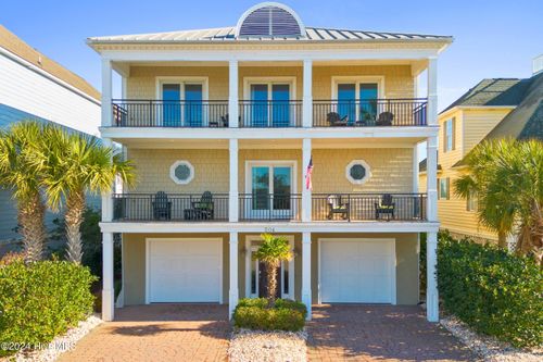 504 54th Avenue N, North Myrtle Beach, SC, 29582 | Card Image