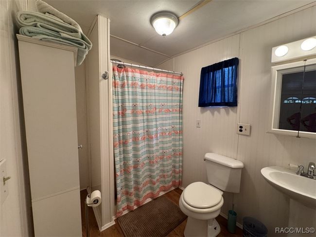 15668 Ne 238 Th St, House other with 2 bedrooms, 2 bathrooms and null parking in Fort Mc Coy FL | Image 6