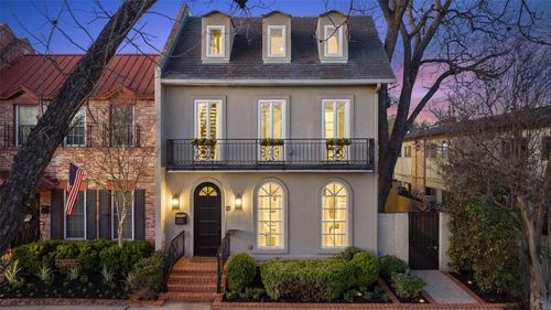 1810 W 35th St, Austin, TX, 78703-1323 | Card Image