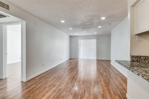 apt-1031-8110 Skillman St, Dallas, TX, 75231-2808 | Card Image