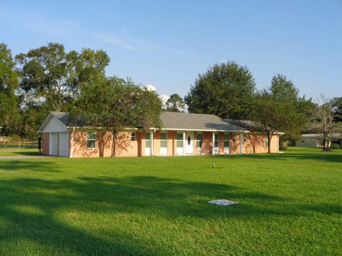 305 Oakland Dr, Vidor, TX, 77662-5428 | Card Image