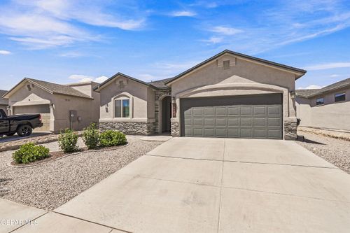 13689 Flora Vista Ave, Horizon City, TX, 79928-6072 | Card Image
