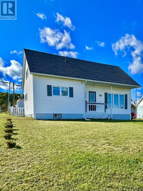 96 Main St S, Carmanville, NL, A0G1N0 | Card Image