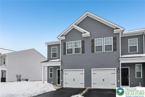 1138 Martin Rd, BREINIGSVILLE, PA, 18031-8735 | Card Image