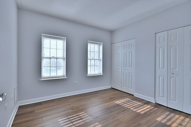 UNIT-201 - 210 N Addison Ave, Condo with 2 bedrooms, 2 bathrooms and 2 parking in Elmhurst IL | Image 11
