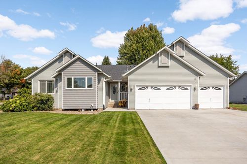 13796 55th St N, Oak Park Heights, MN, 55082-1006 | Card Image