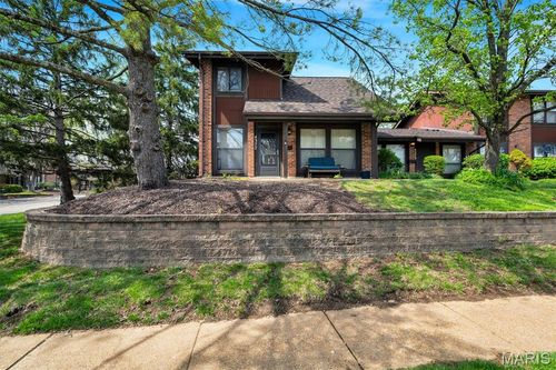 4377 Kingbolt Blvd, Saint Louis, MO, 63129-1907 | Card Image