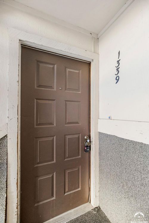 1339 Westbrooke St, Lawrence, KS, 66049-4052 | Card Image