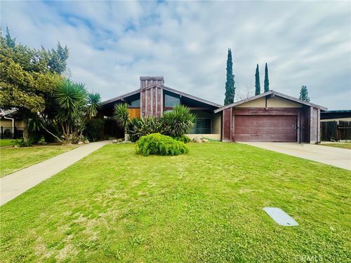 4300 Garnsey, Bakersfield, CA, 93309 | Card Image