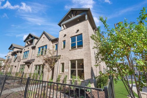 501-4827 Fuller Ct, Irving, TX, 75038-1253 | Card Image