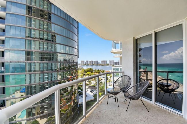 APT-1401 - 18671 Collins Ave, Condo with 3 bedrooms, 4 bathrooms and null parking in Sunny Isles Beach FL | Image 39