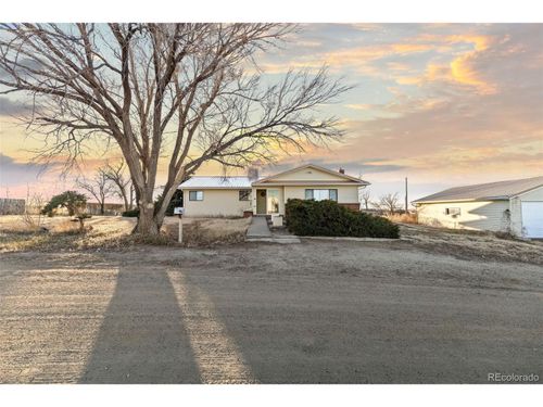 470 Vine St, Deer Trail, CO, 80105-8531 | Card Image