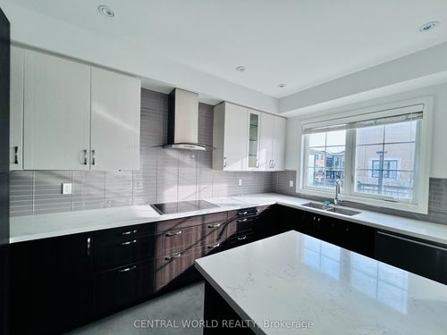 55 Village Parkway, Markham, ON, L3R4K7 | Card Image
