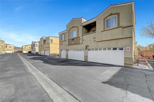 101-6320 Desert Leaf Street, North Las Vegas, NV, 89081 | Card Image