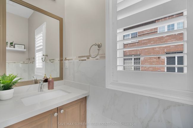 22 Constance St, House other with 6 bedrooms, 6 bathrooms and 5 parking in Brampton ON | Image 16