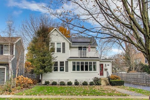 228 E Center Ave, Lake Bluff, IL, 60044-2504 | Card Image