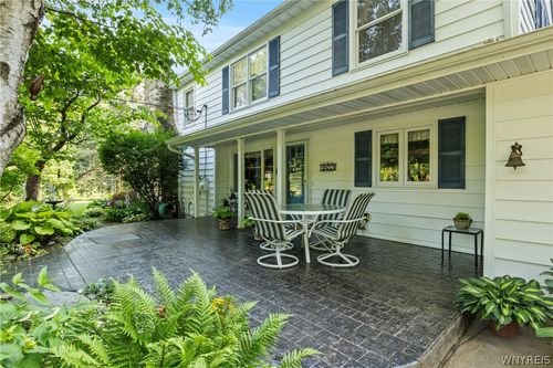 9832 E Holland Rd, Holland, NY, 14080-9502 | Card Image