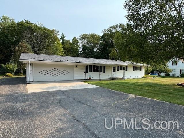 County 426 M.5 Rd, Gladstone, MI 49837