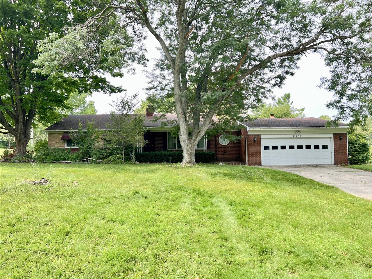 Amherst Ct, Plymouth, MI 48170