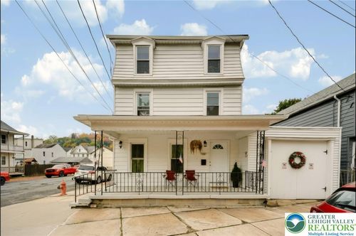 500 Pine St, TAMAQUA, PA, 18252-1416 | Card Image