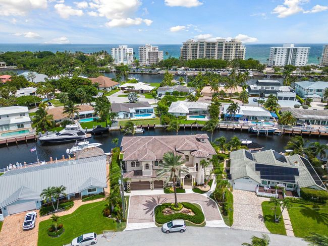 4050 Ne 30 Th Ave, House other with 5 bedrooms, 5 bathrooms and null parking in Lighthouse Point FL | Image 4