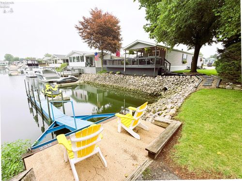 1600 N Harbor Crossing Road, Marblehead, OH, 43440 | Card Image