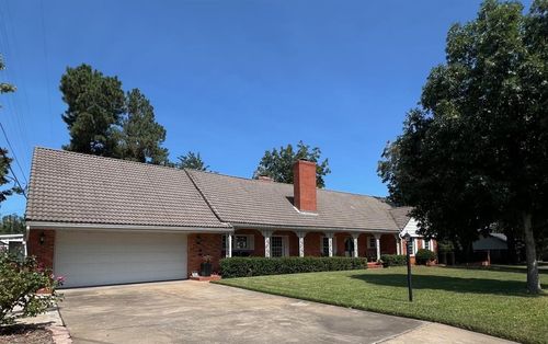 210 E Cammack St, Shawnee, OK, 74804-3826 | Card Image