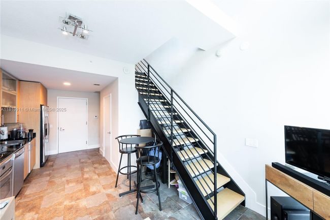 APT-4808 - 60 Sw 13 Th St, Condo with 1 bedrooms, 2 bathrooms and null parking in Miami FL | Image 7