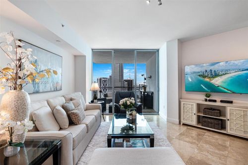 apt-3807-350 S Miami Ave, Miami, FL, 33130-1937 | Card Image