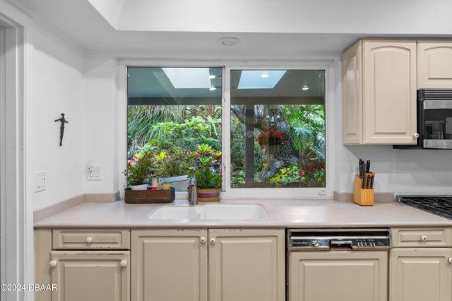 120 Beach St, House other with 5 bedrooms, 5 bathrooms and null parking in Ponce Inlet FL | Image 39
