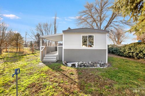 150 E Orchard St, Hagerman, ID, 83332-5049 | Card Image