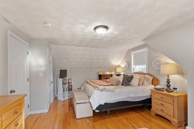 18 Glendale Ave, House other with 3 bedrooms, 2 bathrooms and 3 parking in Peabody MA | Image 25