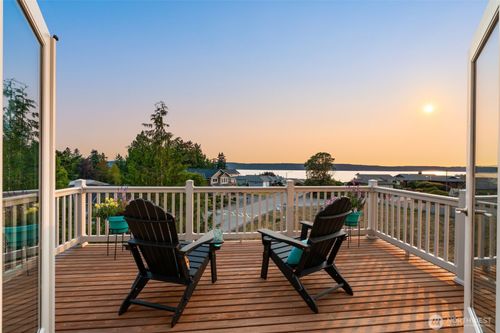 780 Malabar Dr, Camano Island, WA, 98282-7577 | Card Image