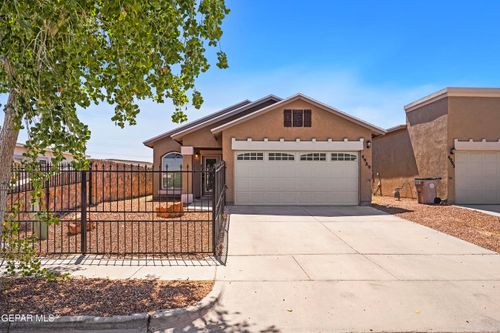 4989 Marcella Santillana, El Paso, TX, 79938-8236 | Card Image
