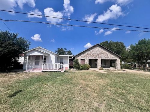 310 W Avenue A, Copperas Cove, TX, 76522-1614 | Card Image