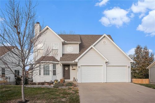 1301 Pleasant Hill Drive, Platte City, MO, 64079 | Card Image