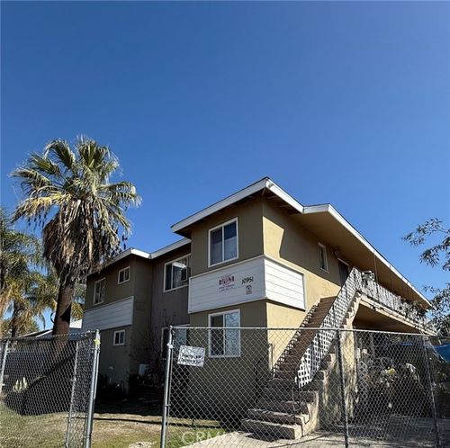 10951 Cantlay St, Sun Valley, CA, 91352-4863 | Card Image