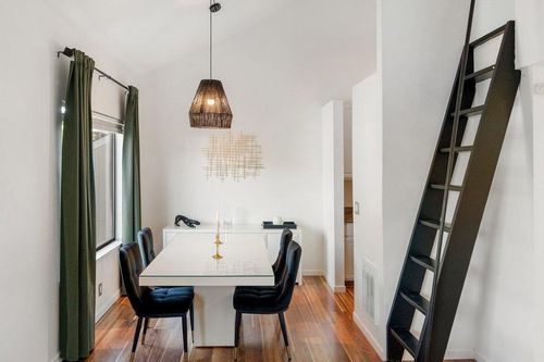 713-8-1 Appian Way, South San Francisco, CA, 94080 | Card Image