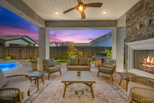1176 Wadsworth Cir, Roseville, CA, 95747-4433 | Card Image