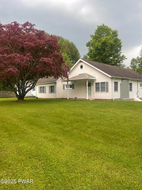 1783 Hamlin Hwy, Lake Ariel, PA, 18436-9385 | Card Image