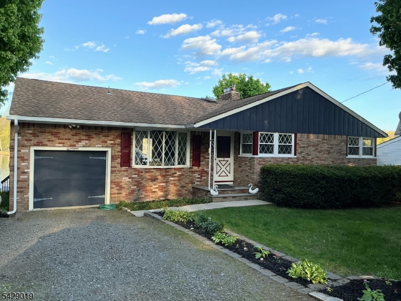 Residential in Jefferson Twp. 5