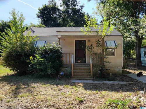 42 Wilkes Cir, MIDFIELD, AL, 35228-3230 | Card Image
