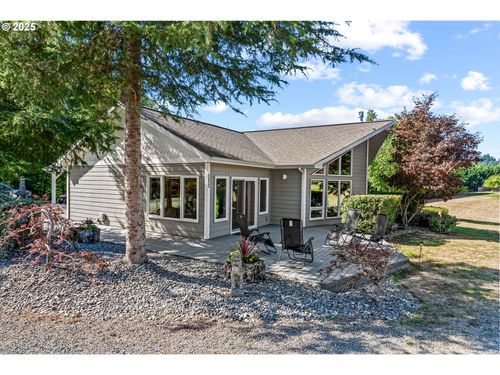 2734 Allen St, Kelso, WA, 98626-5418 | Card Image