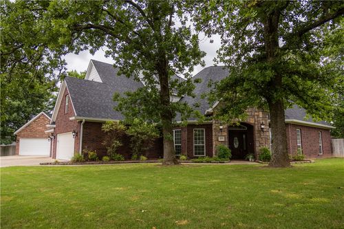 2104 Caribou Ln, Elm Springs, AR, 72762-8117 | Card Image