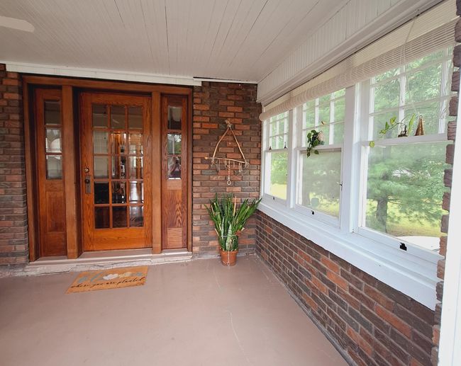 409 E Elm St, House other with 3 bedrooms, 2 bathrooms and null parking in Huntsville MO | Image 4