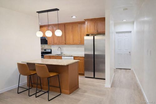 apt-5h-3815 149th St, Flushing, NY, 11354-6303 | Card Image